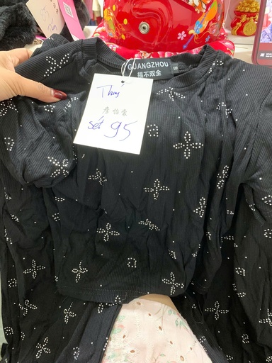 SET BỘ ĐEN ĐÍNH ĐÁ THUY