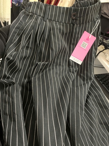 QUÀN DÀI KẺ HANH