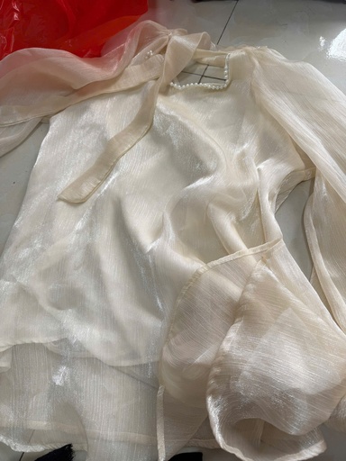 ÁO SƠMI VOAN CỔ LINH