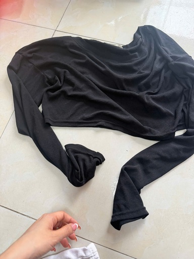 ÁO PHÔNG ĐEN MỎNG LINH