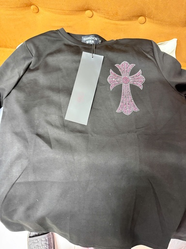 ÁO PHÔNG ĐEN ĐÍNH ĐÁ HỒNG THUY