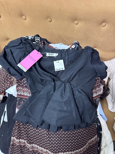 ÁO ĐIỆU ĐEN CỔ TYM THUY