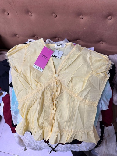 ÁO PHÔNG VÀNG CHANH CỔ V THUY