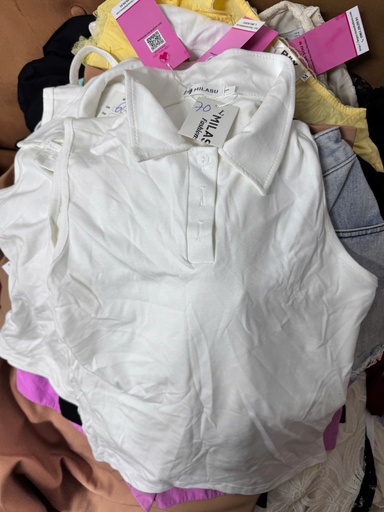 ÁO PHÔNG TRẮNG CÓ CỔ SÁT NÁCH THUY