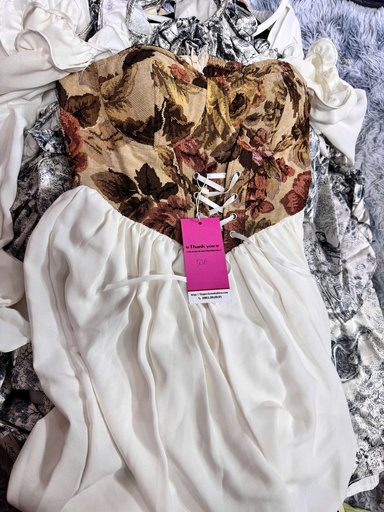 VÁY HOA SIẾT EO YEN