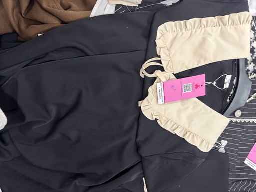 VÁY BABYDOLL ĐEN CỔ VUÔNG THAO