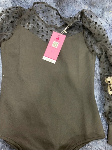 ÁO ĐEN CHẤM BI NGAN