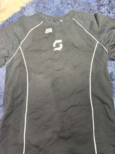 ÁO PHÔNG ĐEN G VY