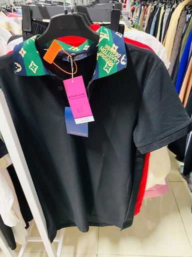 ÁO PHÔNG ĐEN LV CỔ XANH THUY