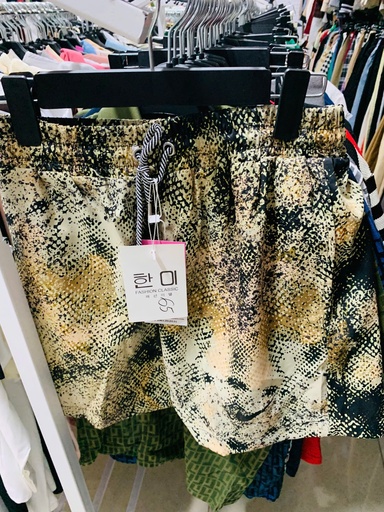 QUẦN ĐÙI CHẤM CHẤM XANH VÀNG THUY