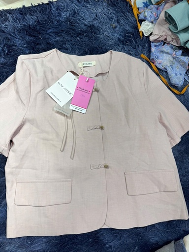 ÁO HỒNG KIỂU VAN