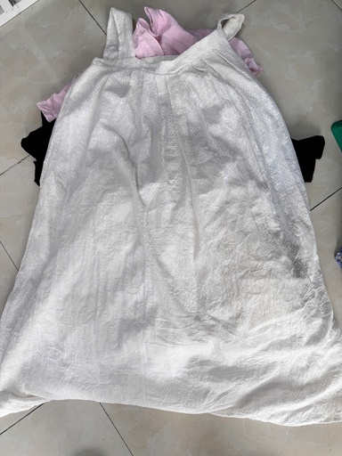 ÁO 2 DÂY TRẮNG CỔ YẾM NMPHUONG