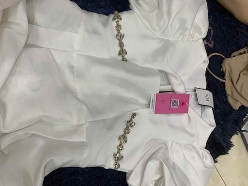 VÁY TRẮNG ĐÍNH ĐÁ NNMINH