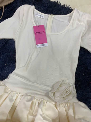 VÁY TRẮNG REN HOA NMPHUONG