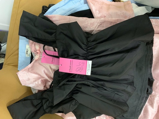 ÁO 2 DÂY ĐEN BÈO TO THUY