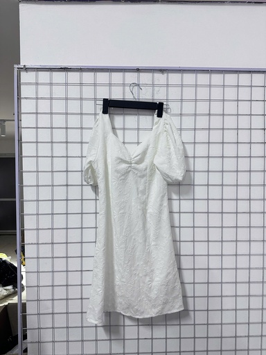 váy trắng hoa cổ vuông nơ lưng