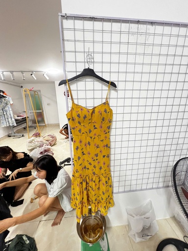 VÁY 2 DÂY VÀNG HOA